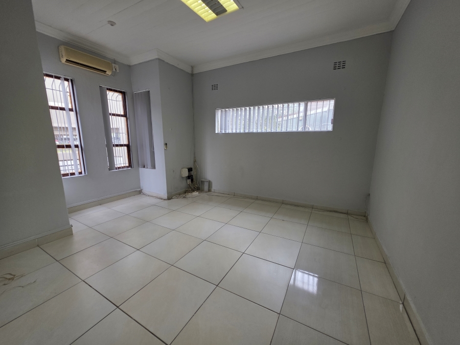 Commercial Property for Sale in Belgravia Eastern Cape